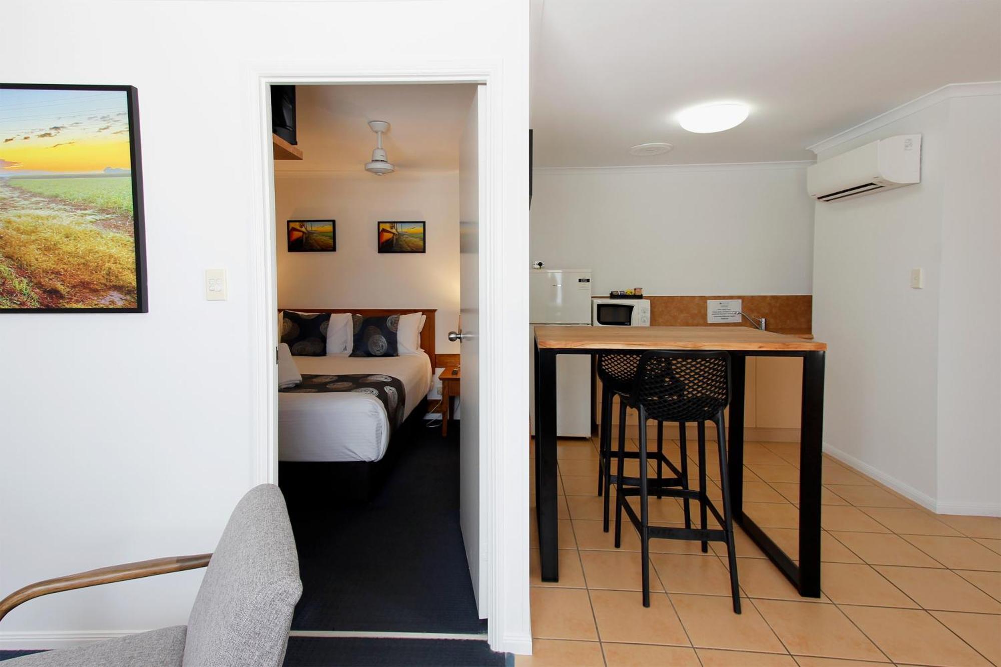 Windmill Motel & Events Centre Mackay Esterno foto