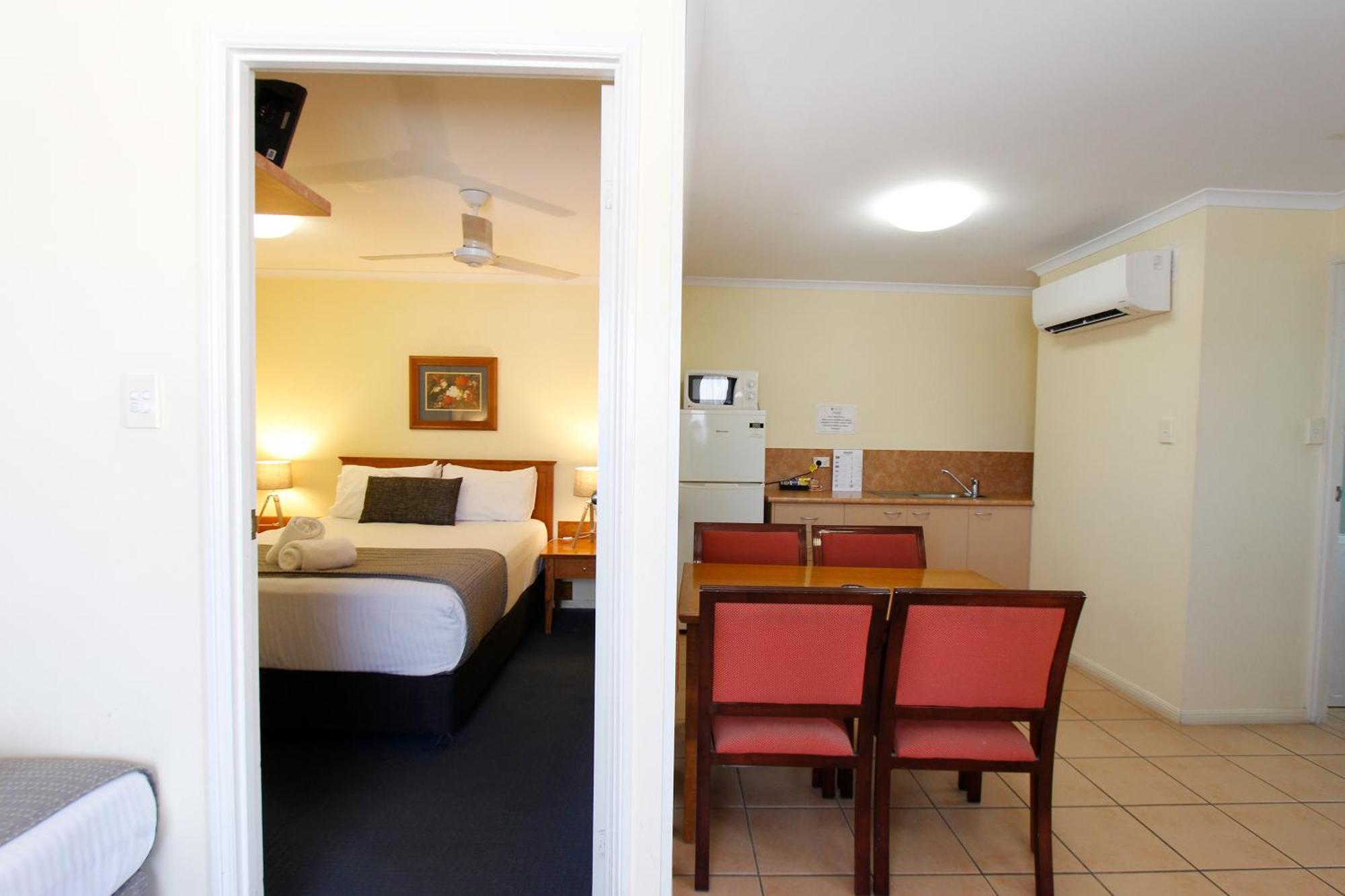 Windmill Motel & Events Centre Mackay Esterno foto