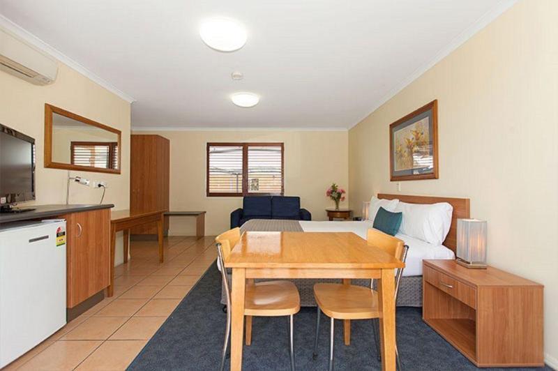 Windmill Motel & Events Centre Mackay Esterno foto