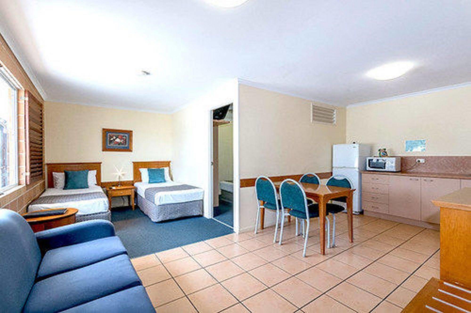 Windmill Motel & Events Centre Mackay Esterno foto